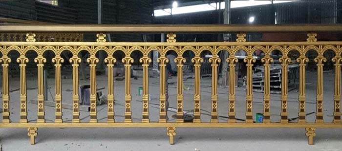 Mẫu lan can hiện đại nhôm đúc